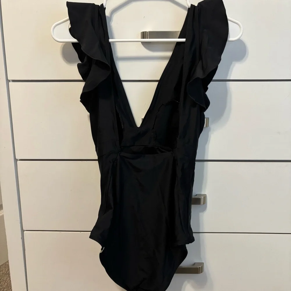 Summersalt The Ruffle Backflip - Picture 3 of 7